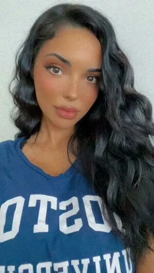 Tara Yazdi / tara.yazdi / thatpersiangirltara фото голая #0042