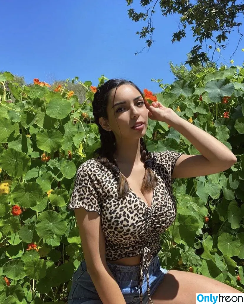 Tara Yazdi голая photo #0039 (tara.yazdi / thatpersiangirltara)