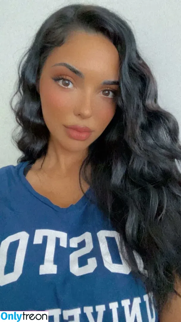 Tara Yazdi голая photo #0042 (tara.yazdi / thatpersiangirltara)