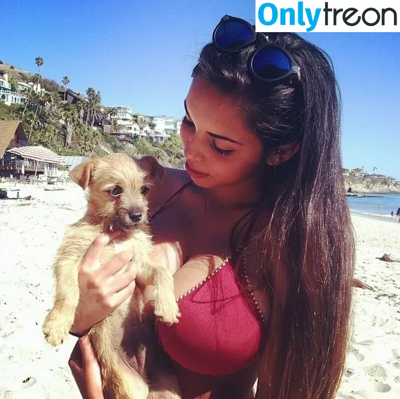 Tara Yazdi голая photo #0173 (tara.yazdi / thatpersiangirltara)
