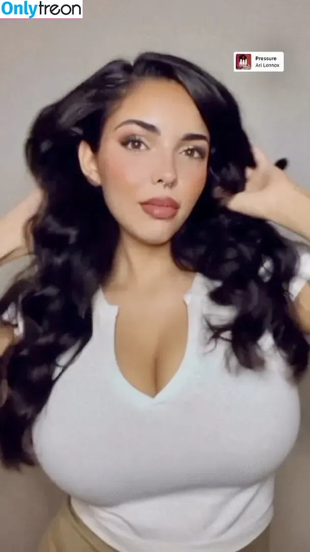 Tara Yazdi голая photo #0195 (tara.yazdi / thatpersiangirltara)