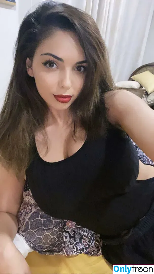 Tara Yazdi nude photo #0204 (tara.yazdi / thatpersiangirltara)