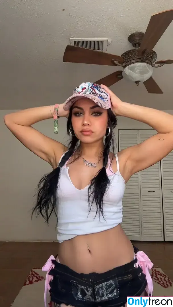 Tara Yummy nude photo #0463 (taratasty / tarayummyy)