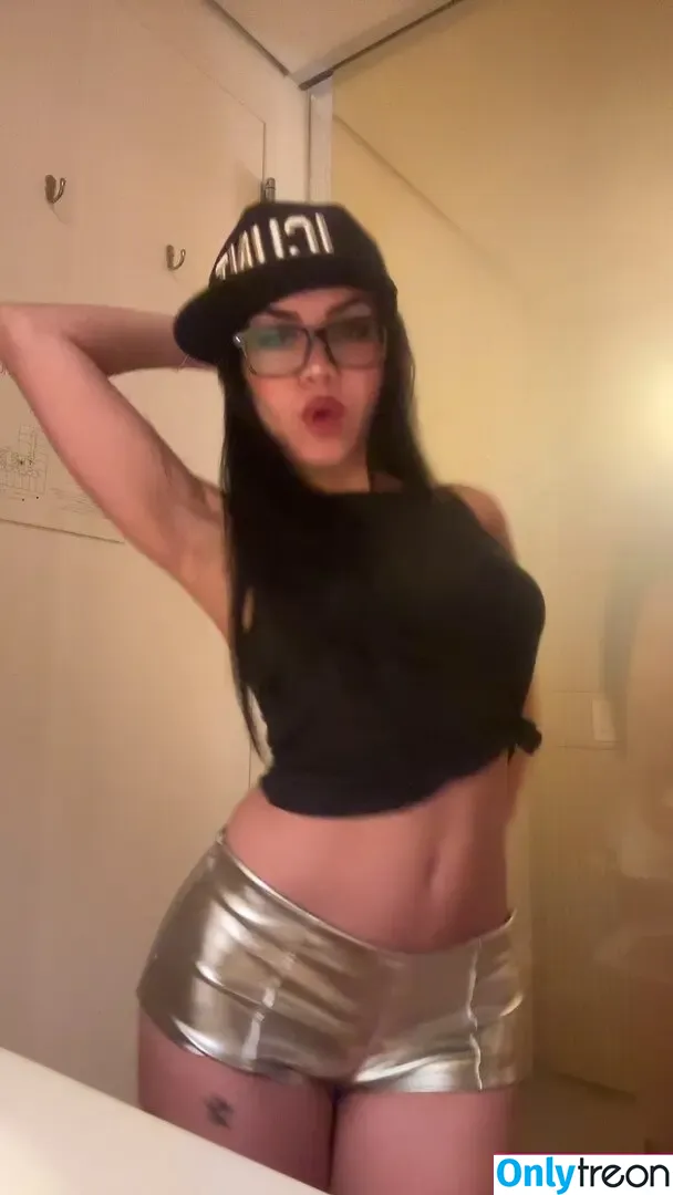 Tara Yummy nude photo #0508 (taratasty / tarayummyy)