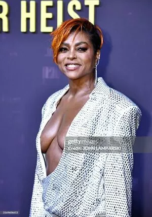 Taraji P. Henson / tarajiphenson фото голая #0230