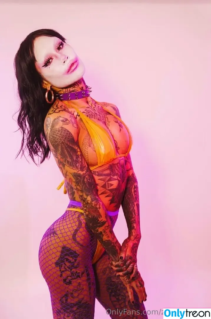 Tarazep nude photo #0033 (The Tararizer / villaintarazep)