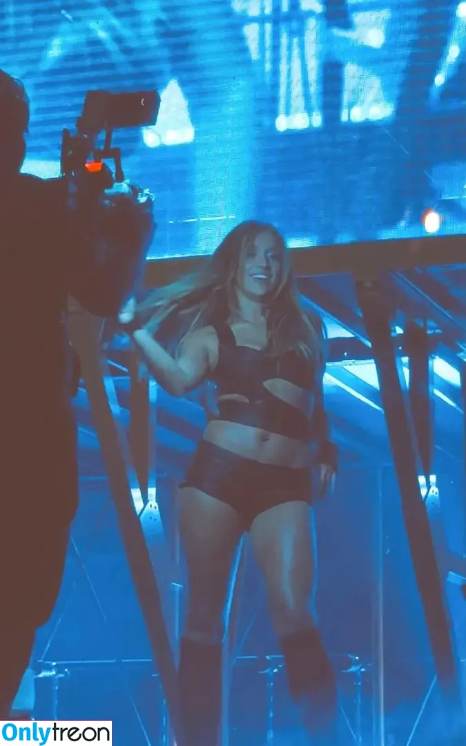 Tate McRae nude photo #2594 (tatemcrae / u41351078)