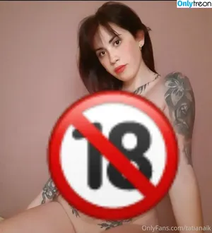 tatianaik / tatiana.ik nude photo #0001