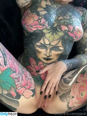Tatt Tits / tatts_n_tits / titty.tatt nude photo #0064