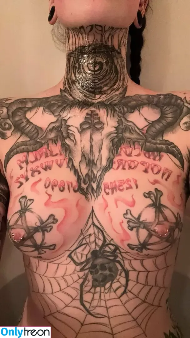 Tatt Tits nude photo #0020 (tatts_n_tits / titty.tatt)