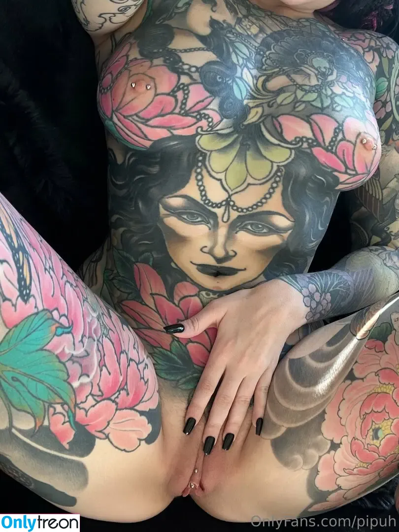 Tatt Tits nude photo #0064 (tatts_n_tits / titty.tatt)
