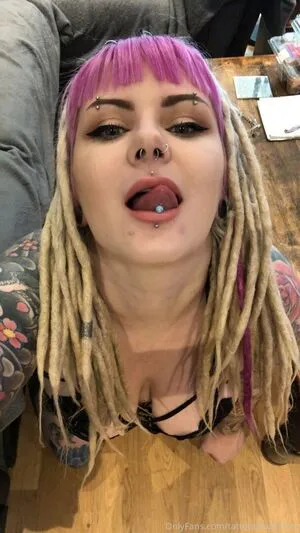 tattooedaprilfree / freaky_litty_af nude photo #0091
