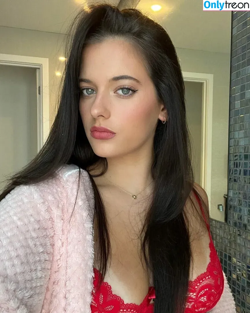 Taya Brooks nude photo #0064 (tatiibabe / tayabrooks)
