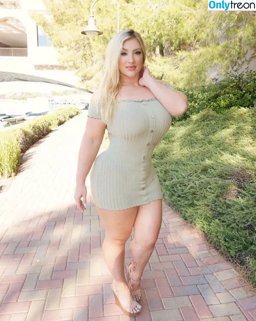 Taya Christian nude photo #0012 (Thedoctorbae)