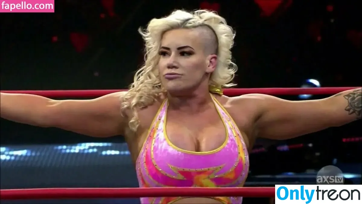 Taya Valkyrie голая photo #1066 (thetayavalkyrie)