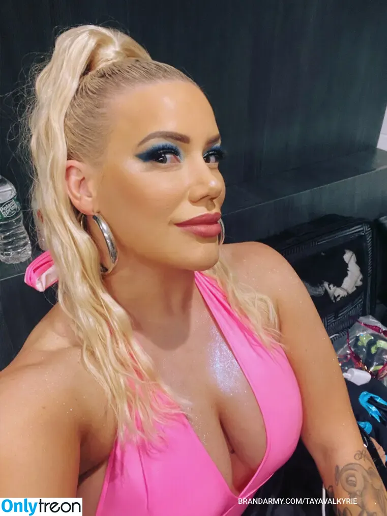 Taya Valkyrie nude photo #1125 (thetayavalkyrie)