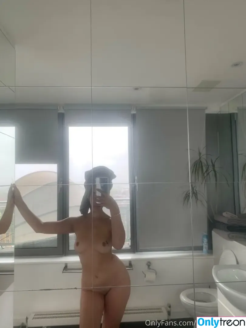 tayabunny nude photo #0046 (tayabunny)