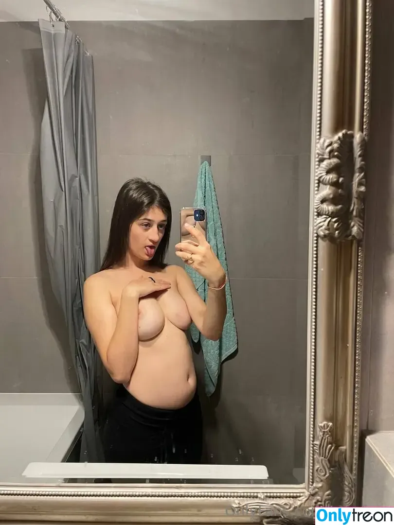 Tayafre nude photo #0022 (Taya / tayafree / tayafreese)