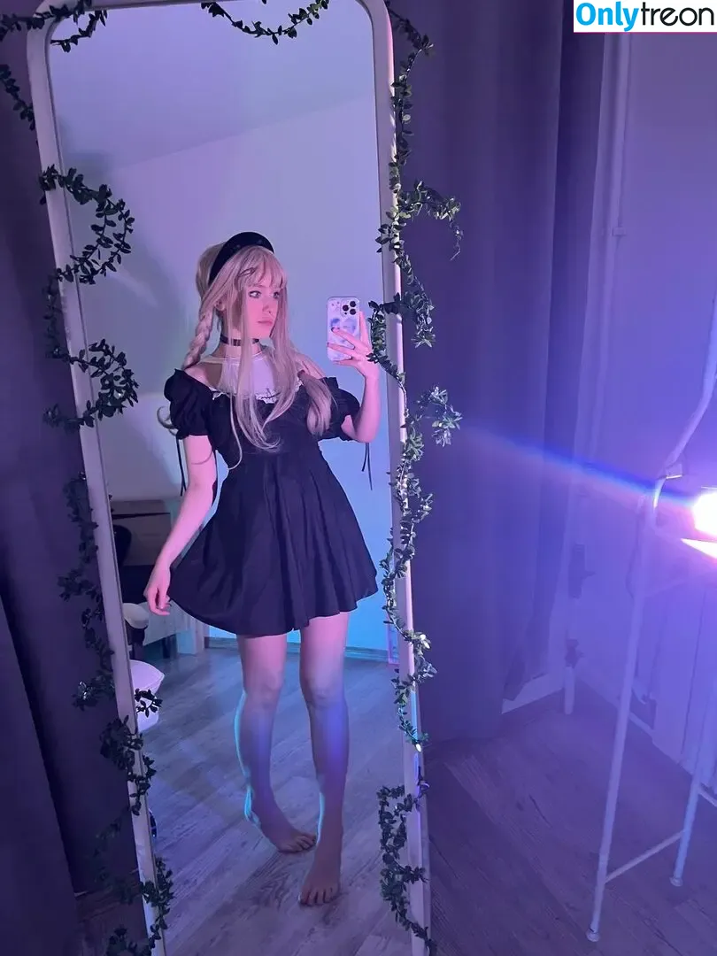 Taybisox nude photo #0004 (taybisoxx)
