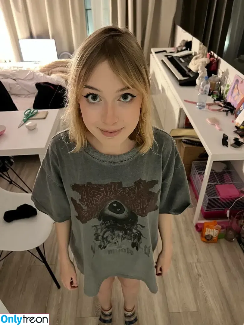 Taybisox голая photo #0016 (taybisoxx)