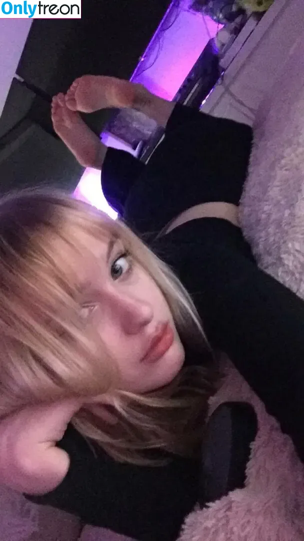 Taybisox nude photo #0019 (taybisoxx)