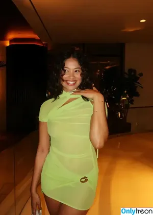 Taycbolden / Tay B / Taylor Bolden / thicbiddies nude photo #0022