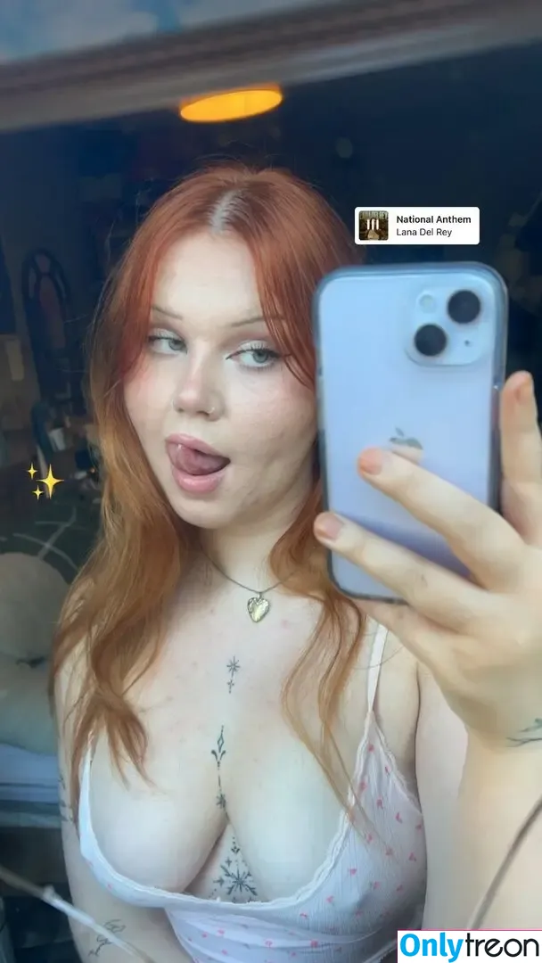 Taylor Hutchings nude photo #0030 (thutch29)