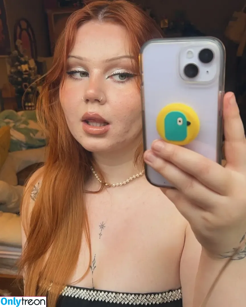 Taylor Hutchings nude photo #0090 (thutch29)