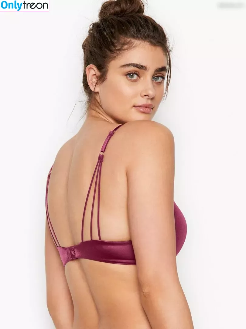 Taylor Marie Hill nude photo #0349 (taylerhillss / taylor_hill)