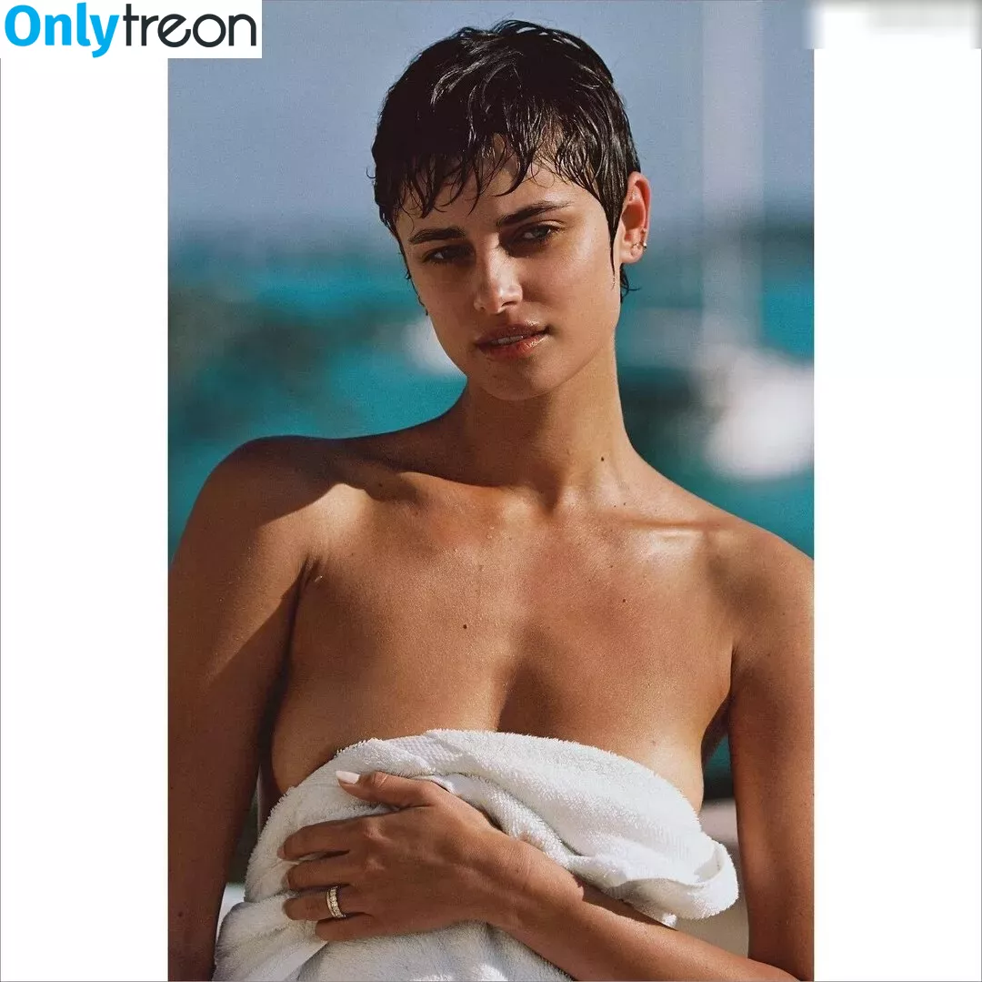 Taylor Marie Hill nude photo #0443 (taylerhillss / taylor_hill)