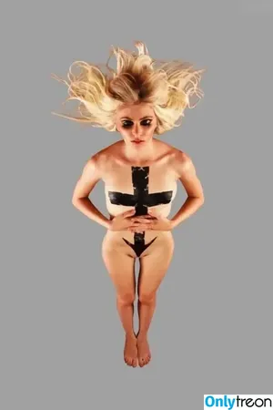 Taylor Momsen / aryelsoul / taylormomsen nude photo #0728