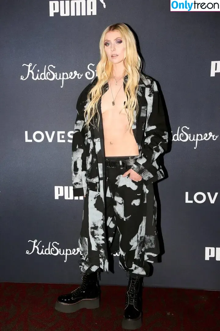 Taylor Momsen голая photo #0965 (aryelsoul / taylormomsen)