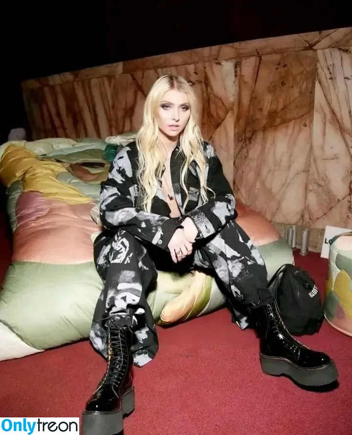 Taylor Momsen голая photo #0975 (aryelsoul / taylormomsen)