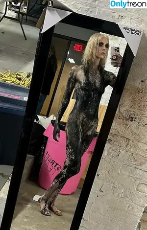 Taylor Momsen / 116323412 / taylormomsen nude photo #1107