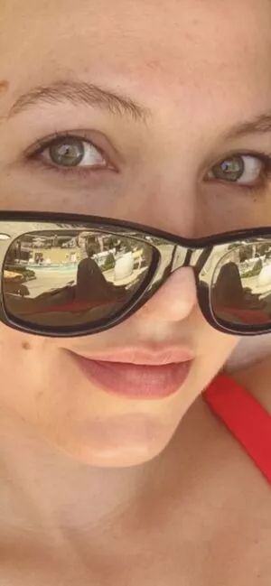 Taylor Tomlinson / taylortomlinson фото голая #0155