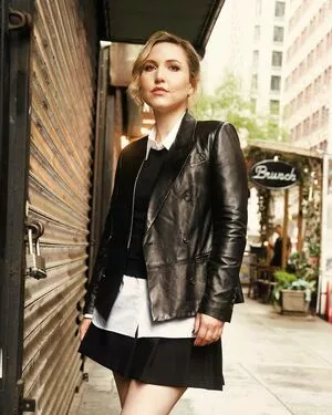 Taylor Tomlinson / taylortomlinson фото голая #0180
