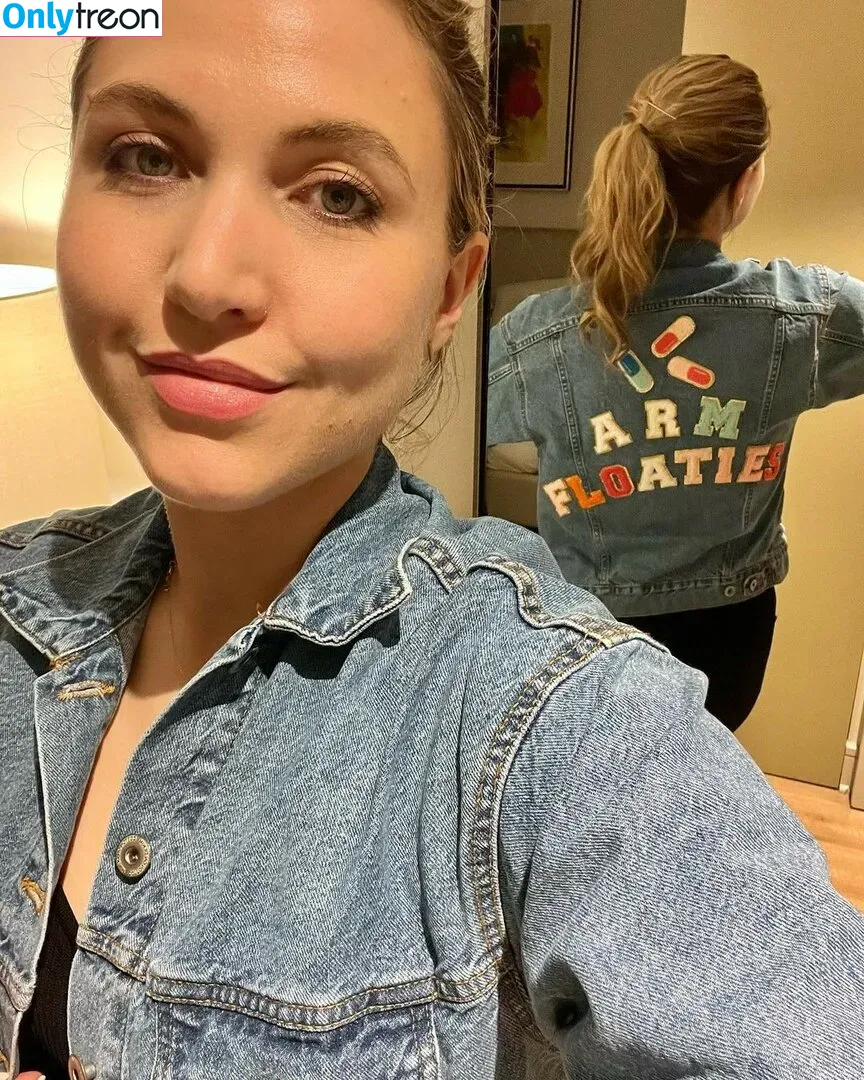 Taylor Tomlinson голая photo #0019 (taylortomlinson)