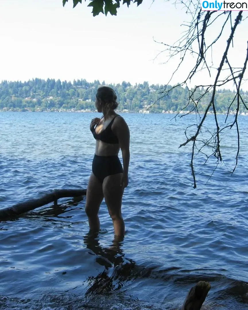 Taylor Tomlinson голая photo #0035 (taylortomlinson)