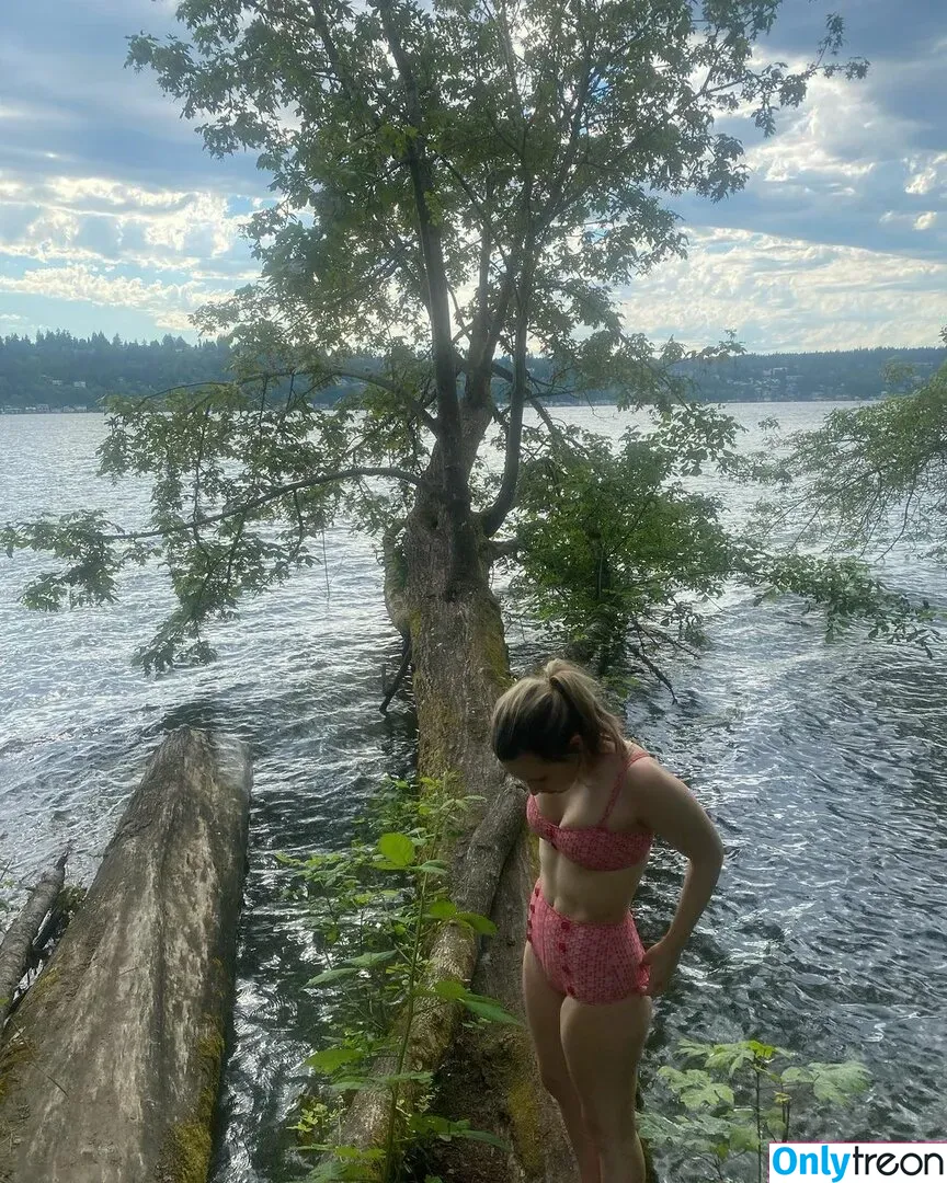 Taylor Tomlinson голая photo #0041 (taylortomlinson)