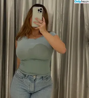 taylorenzz / trainwithtay nude photo #0050