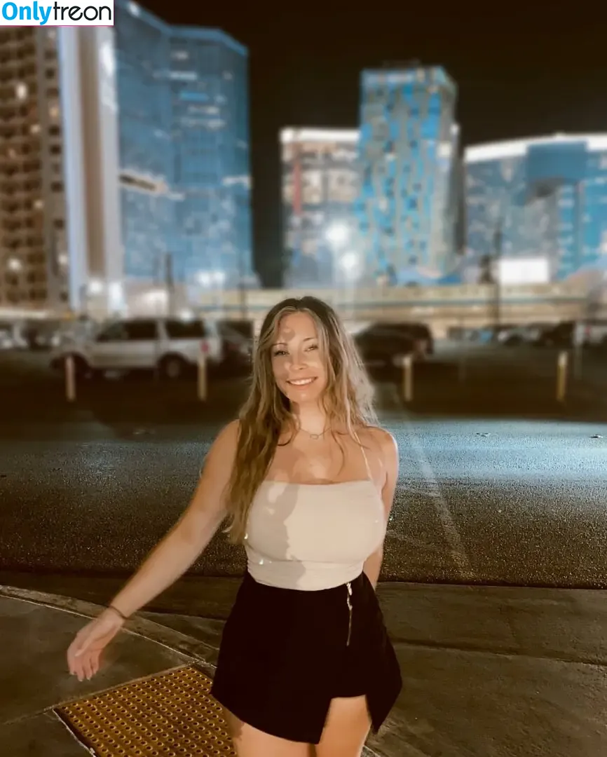 taylorenzz nude photo #0003 (trainwithtay)