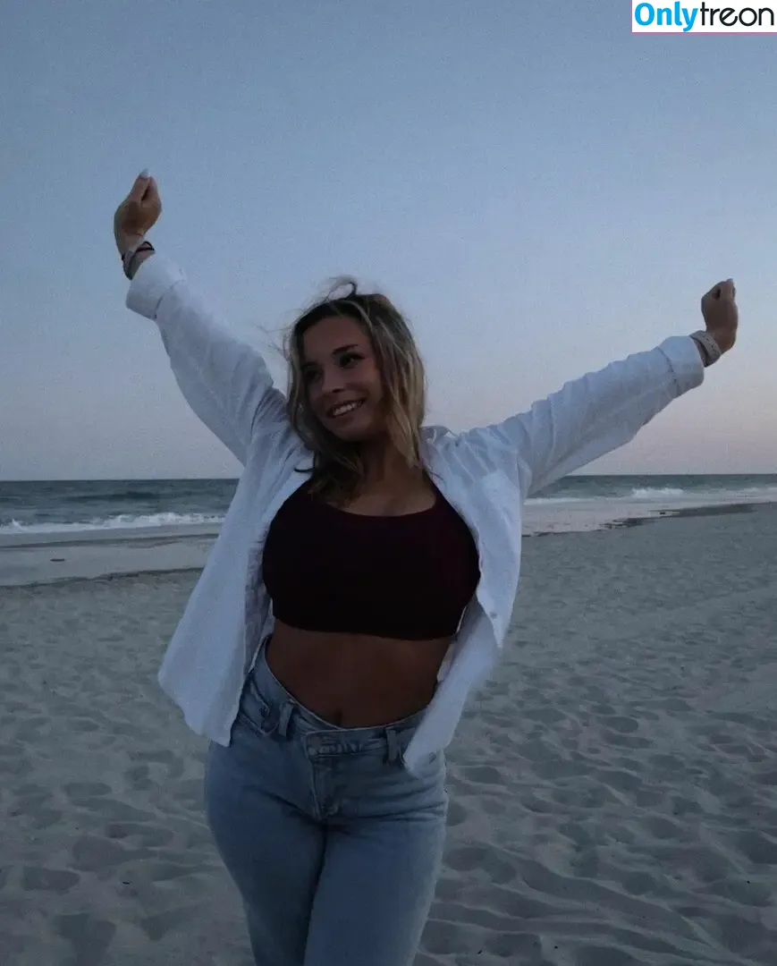 taylorenzz nude photo #0033 (trainwithtay)