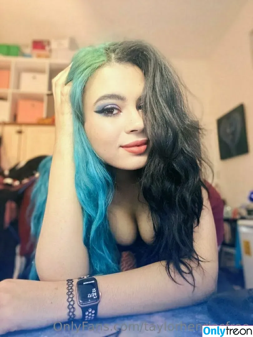 taylorhenriesfree голая photo #0164 (tayheners)