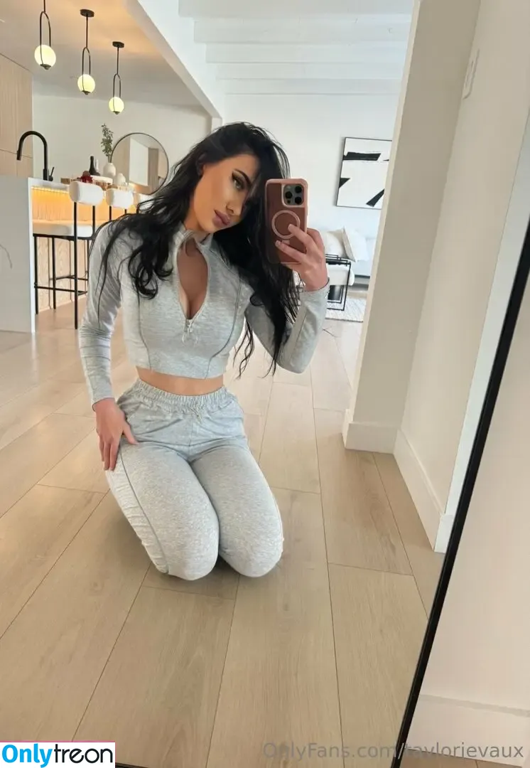taylorjevaux nude photo #0010 (taylorjevaux)