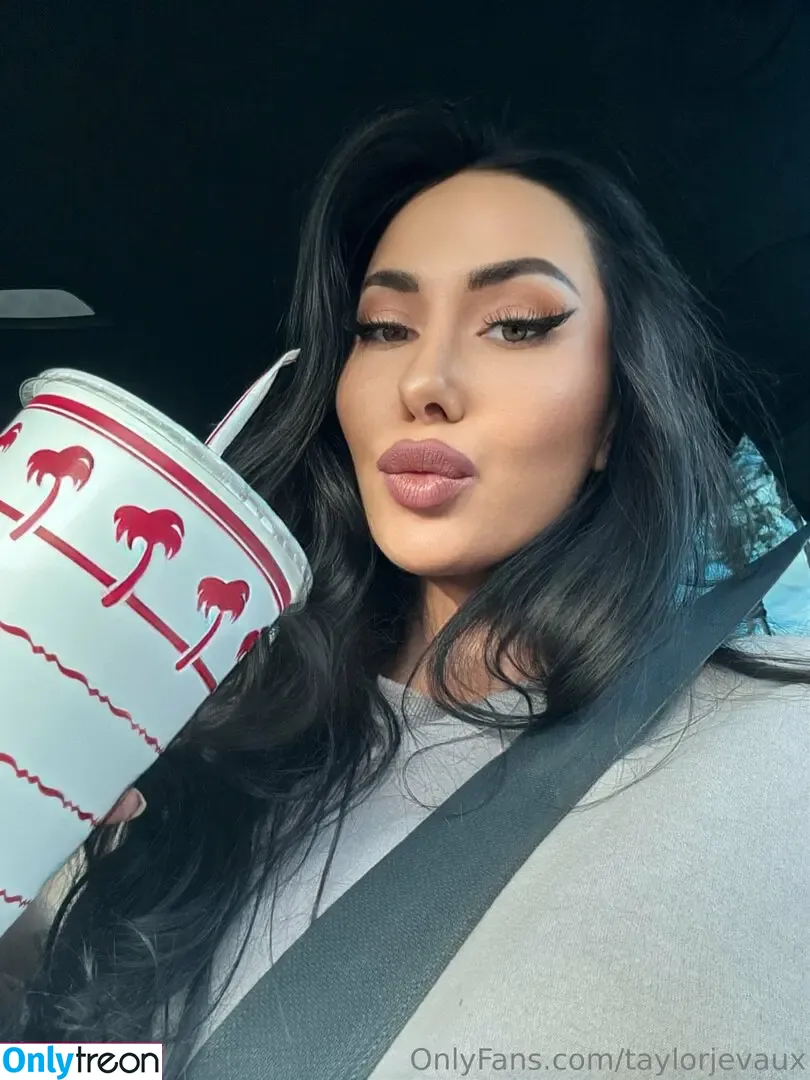 taylorjevaux nude photo #0019 (taylorjevaux)