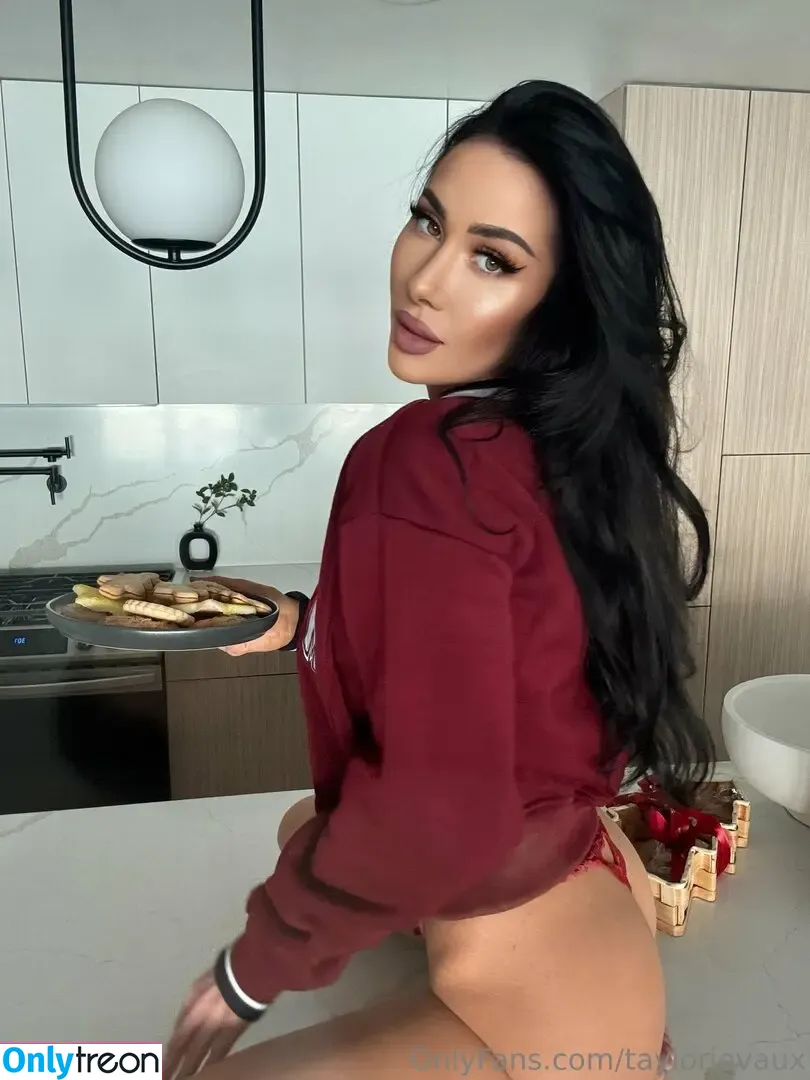 taylorjevaux nude photo #0020 (taylorjevaux)