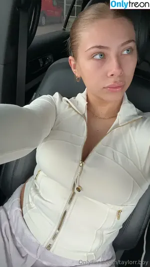 taylorr.bby / bby.tylr nude photo #0077