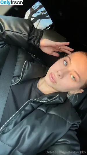 taylorr.bby / bby.tylr nude photo #0078