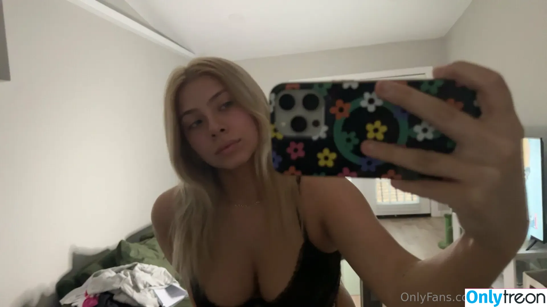 taylorr.bby nude photo #0073 (bby.tylr)