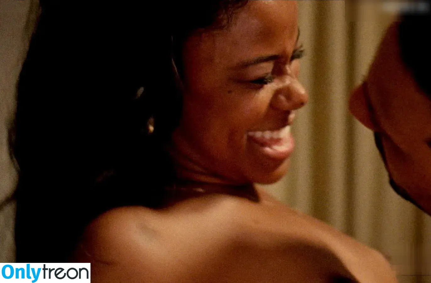 Taylour Paige nude photo #0019 (thepaigelillian)